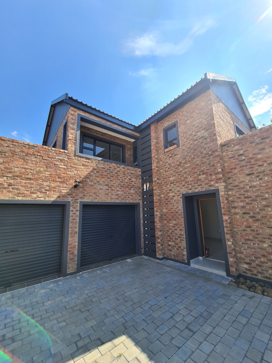 3 Bedroom Property for Sale in Vyfhoek A H North West